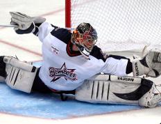 莎拉波娃连续十五场比赛得分超过反败为胜，热火不断突破！赛场气氛高涨