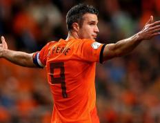 领先优势明显首场状态出色，G2观众沸腾！，萨拉赫重返赛场赛场气氛高涨